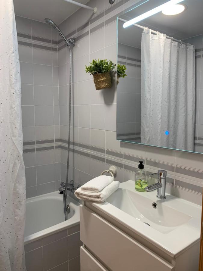 Apartamento Con Vistas Al Mar - Wifi - Aire Acondicionado Empuriabrava Exteriör bild